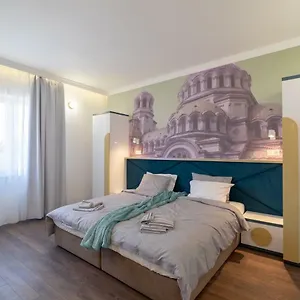 Vitosha Blvd 3-bedroom, 2-bathroom Lux Appartamento